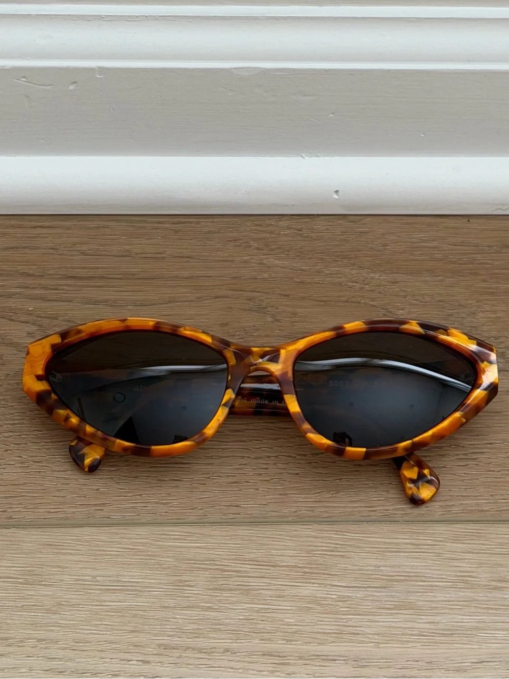 Vintage Alain Mikli Rare 1990's Tortoise 72 X 15 Cat Eye Sunglasses